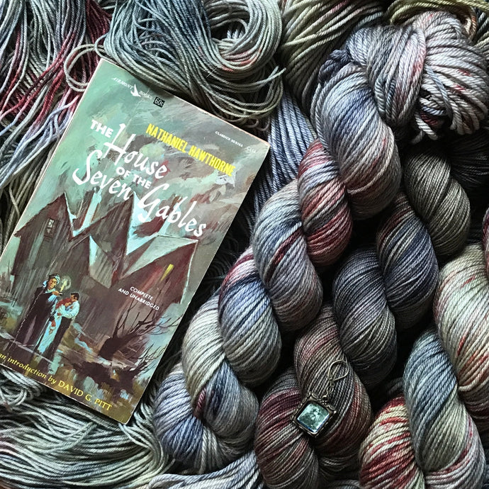 The House of the Seven Gables - vol. 5 of the Ghastly Yarn Club