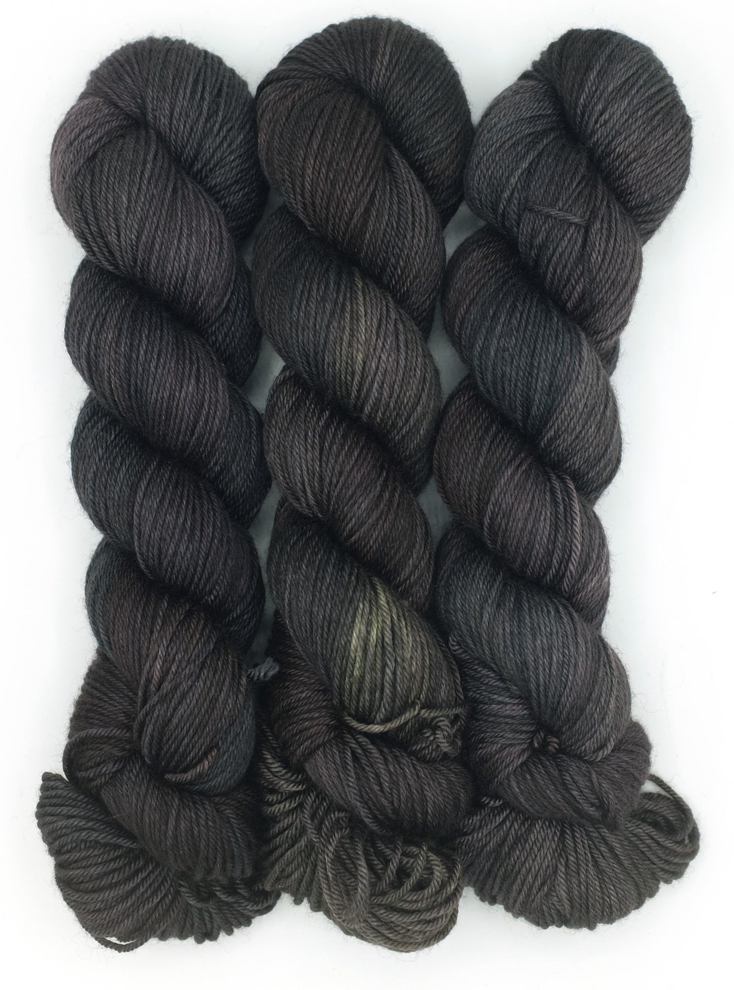 The Black Cat -- Brontë Base (Yak/Silk DK)