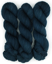 Load image into Gallery viewer, Rowan -- Shelley Base (NSW Light Worsted)
