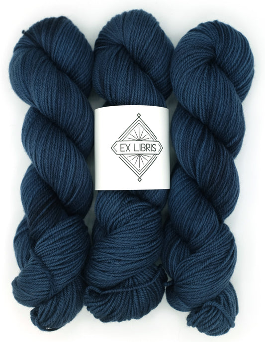 Deirdre -- Shelley Base (NSW Light Worsted)
