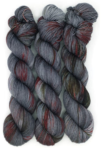 PREORDERS - Shelley Base (Nonsuperwash U.S. Merino/Rambouillet, Light Worsted Weight)