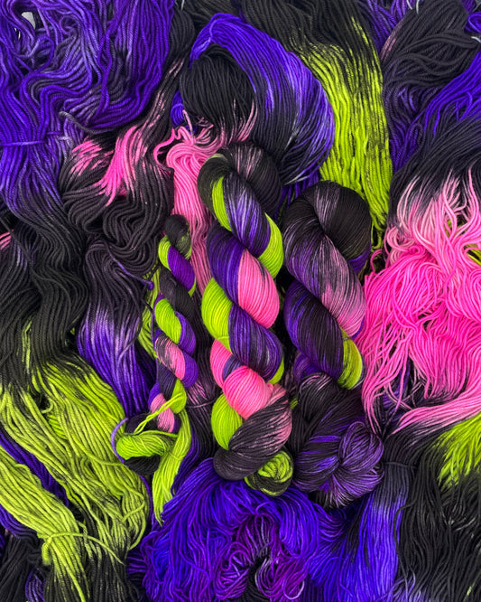 Limited Color -- MY CAULDRON!  -- Sock, DK