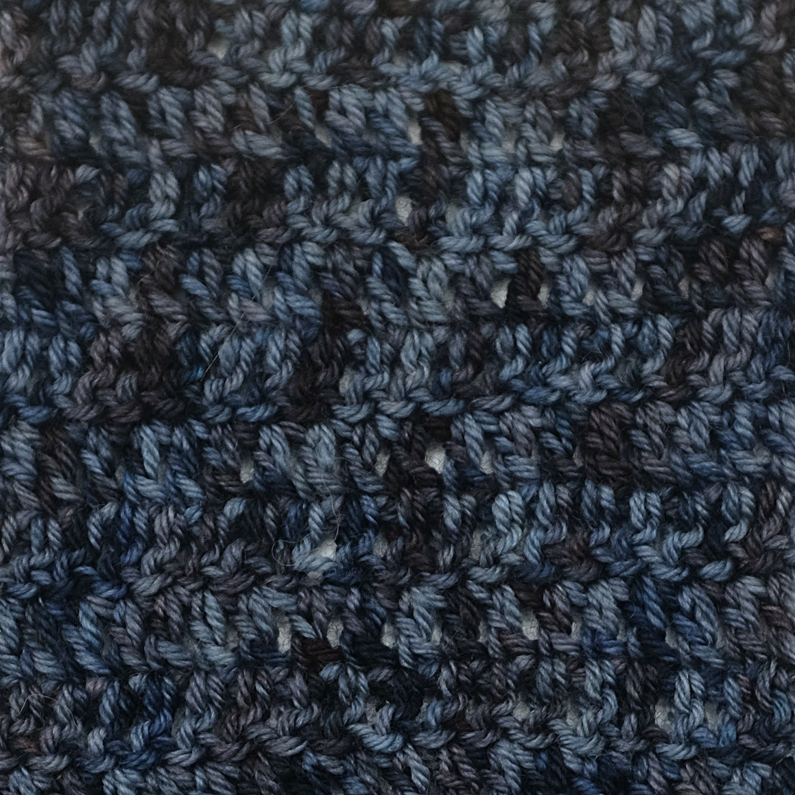 Drowsy Hour -- Solnit Base (Sock)