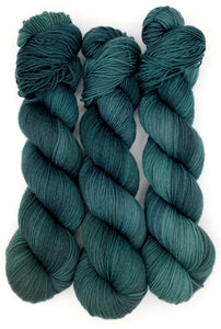 PREORDERS - Joyce Base (Superwash U.S. Merino/Silk, Fingering Weight)