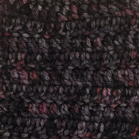 Dracula  -- Brontë Base (Yak/Silk DK)
