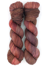 Load image into Gallery viewer, Wraith Tea no. 55 -- Carson (DK)
